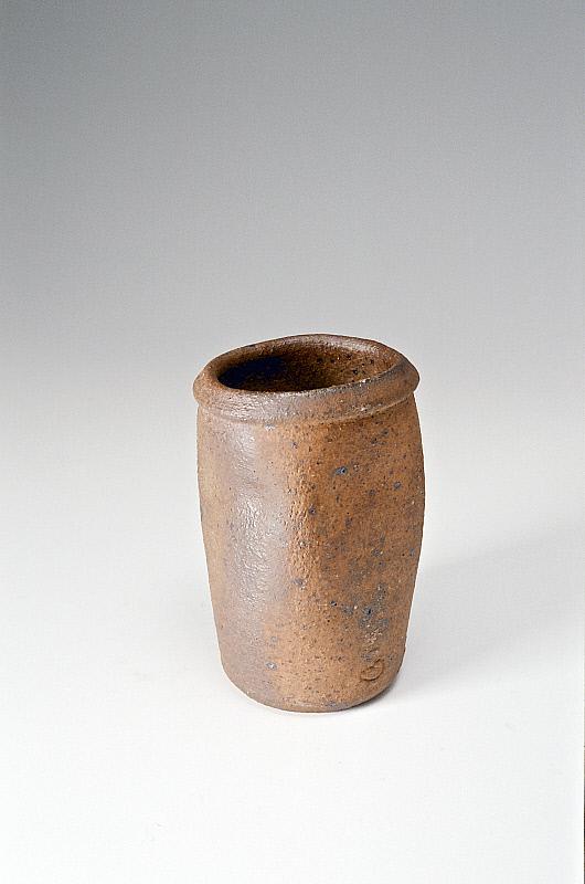 Vase i rå skærv