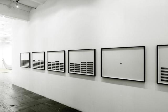 Peephole series